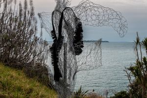 [Kazu Nakagawa][0] & Salome Tanuvasa, _SCARECROW_ (2021-2022). Sculpture on the Gulf, Waiheke, Auckland (4–27 March 2022). Photo: Peter Rees.


[0]: https://ocula.com/artists/kazu-nakagawa/